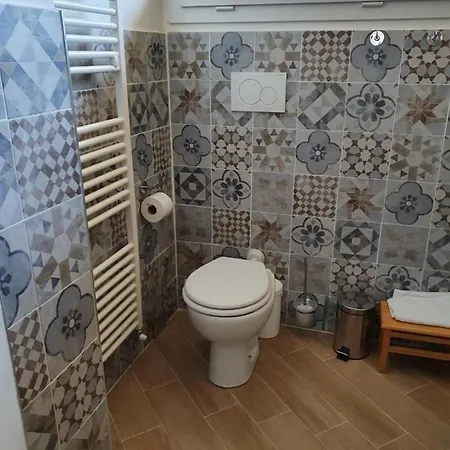 Delizioso Monolocale A Pisa